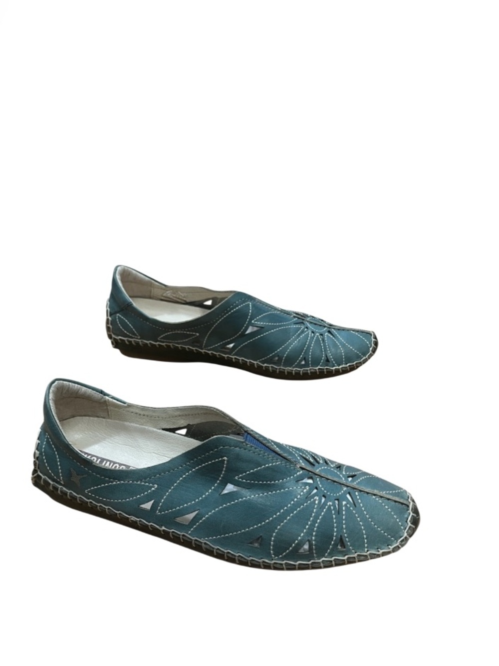 Pikolinos Jerez Floral Leather Cut-Out Detail Slip-On Moccasins